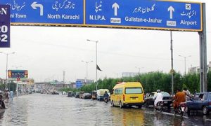 کراچی میں تیز ہوائیں اور بارش: دیواریں گرنے سے 3 بچوں سمیت 4 افراد جاں بحق