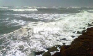 سمندری طوفان ’کیار‘ کا زور ٹوٹنے لگا، محکمہ موسمیات
