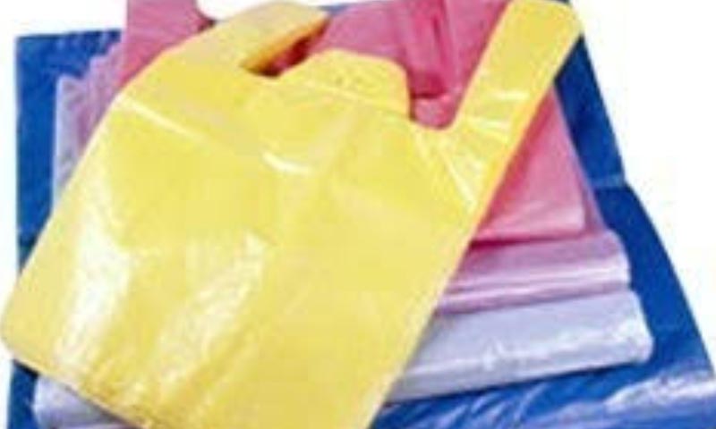 کراچی میں پلاسٹک بیگز پر پابندی عائد