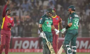 پاکستان نے دوسرا ون ڈے بھی جیت لیا: سیریز میں ویسٹ انڈیز کیخلاف 0-2 کی فیصلہ کن برتری