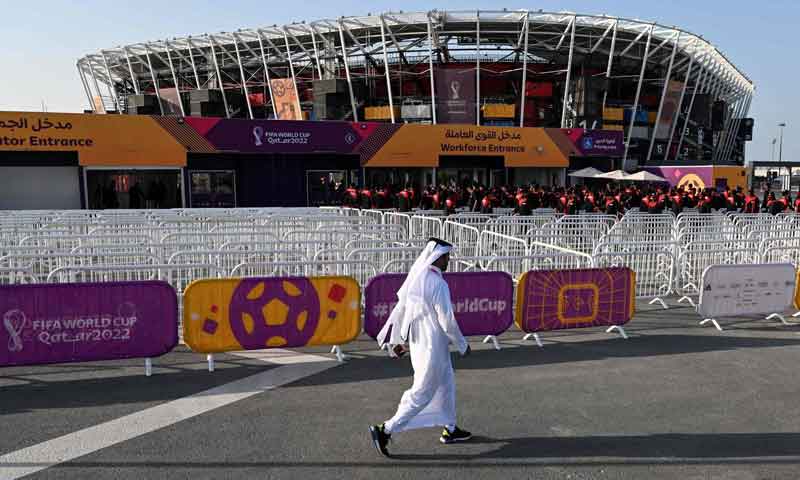 00 - فیفا ورلڈ کپ: قطر میں اربوں ڈالرز کی لاگت سے بنائے گئے اسٹیڈیمز کا مستقبل کیا؟